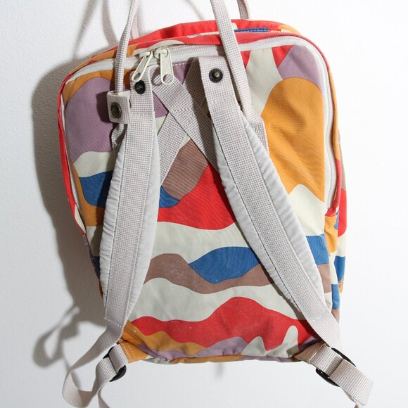 Fjallraven Kanken Art Laptop 13" Backpack Spring Landscape Special Edition - Picture 10 of 16